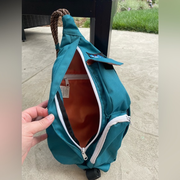 Kavu Mini Rope Sling Bag - Picture 5 of 7